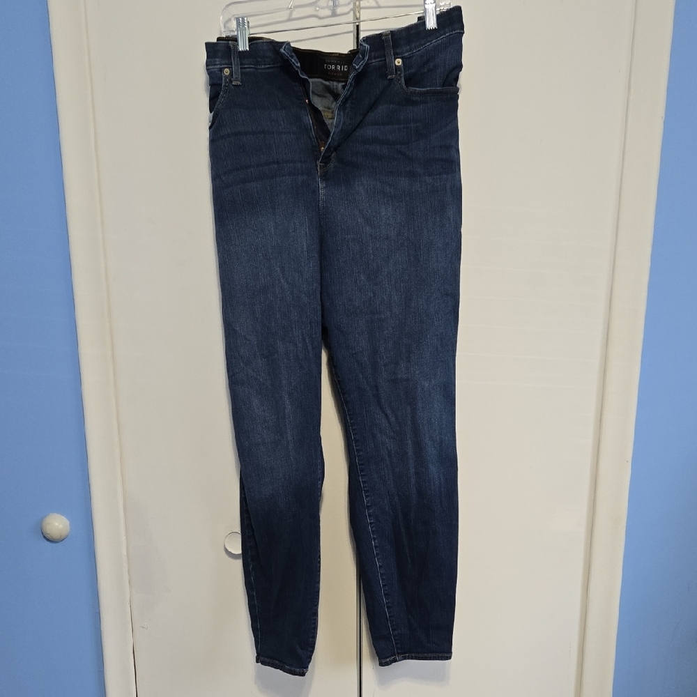 Torrid Skinny Jeans with High-Rise‎ Fit and Stretch